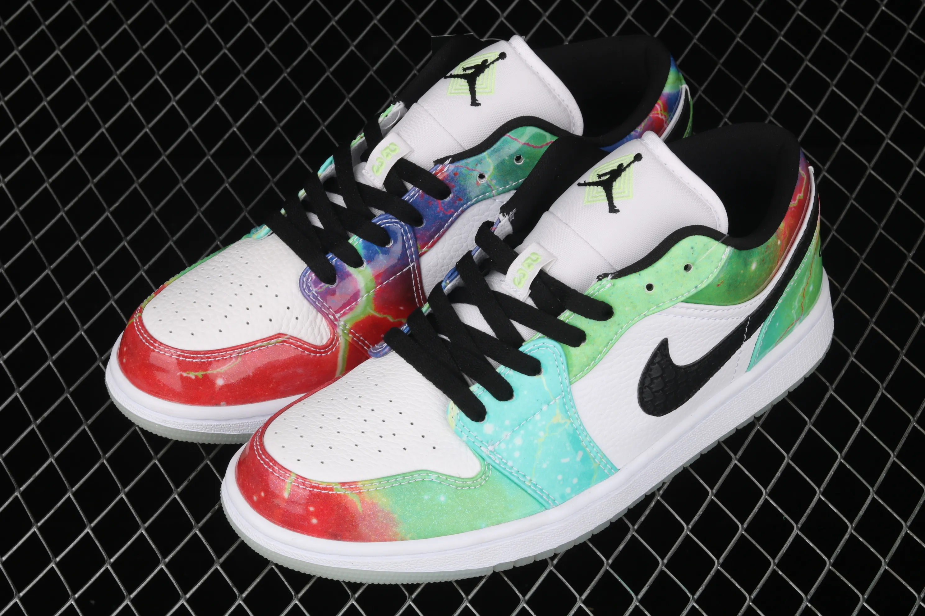All categories Air Jordan Jordan series basketball shoes Air Jordan 1 Low Air Jordan 1 Low Multicolor AJ1 Joe 1 Galaxy low-top casual sports shoes CW7310-909